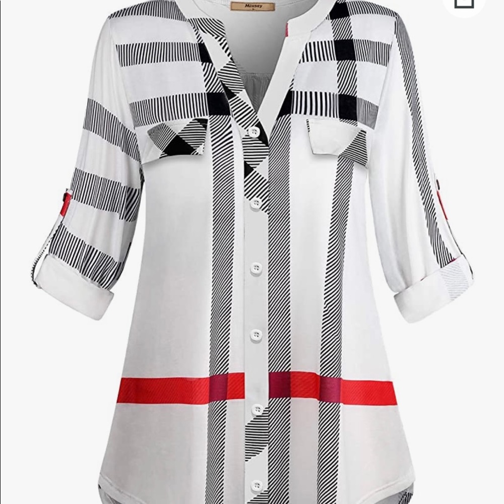 EUC Beautiful white plaid tunic not a Burberry top